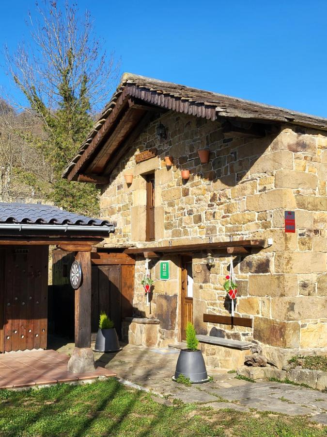 Cabana Pasiega La Quemada San Pedro Del Romeral Экстерьер фото